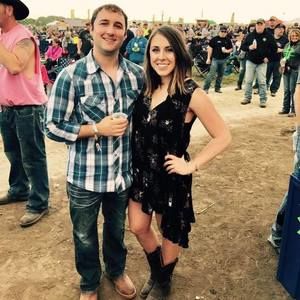 Meet your Posher, Abigail